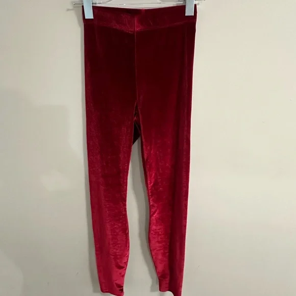 Fabletics Velvet Red Two-Piece Set - Picture 6 of 8